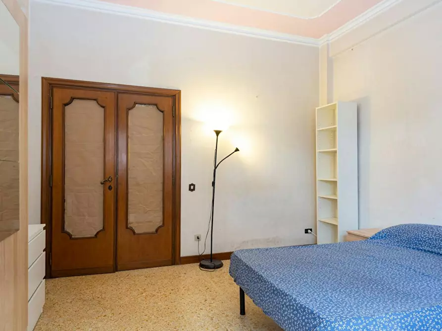 Immagine 4 di Camera in affitto  in Via Bisentina a Roma