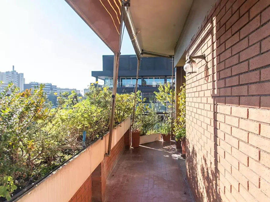 Immagine 8 di Camera in affitto  in Viale Cesare Pavese a Roma