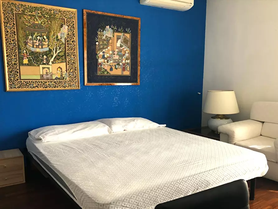 Immagine 2 di Camera in affitto  in Viale Cesare Pavese a Roma