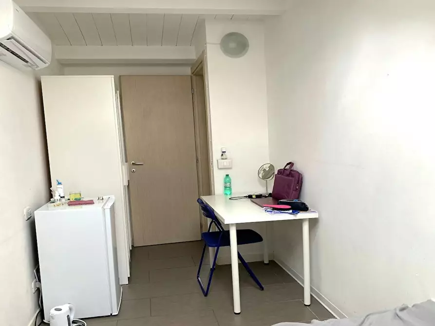 Immagine 2 di Camera in affitto  in Via di Carcaricola a Roma