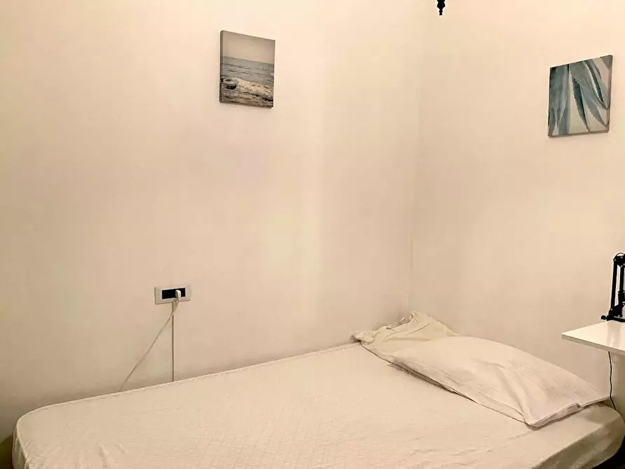 Immagine 3 di Camera in affitto  in Via Livorno a Roma