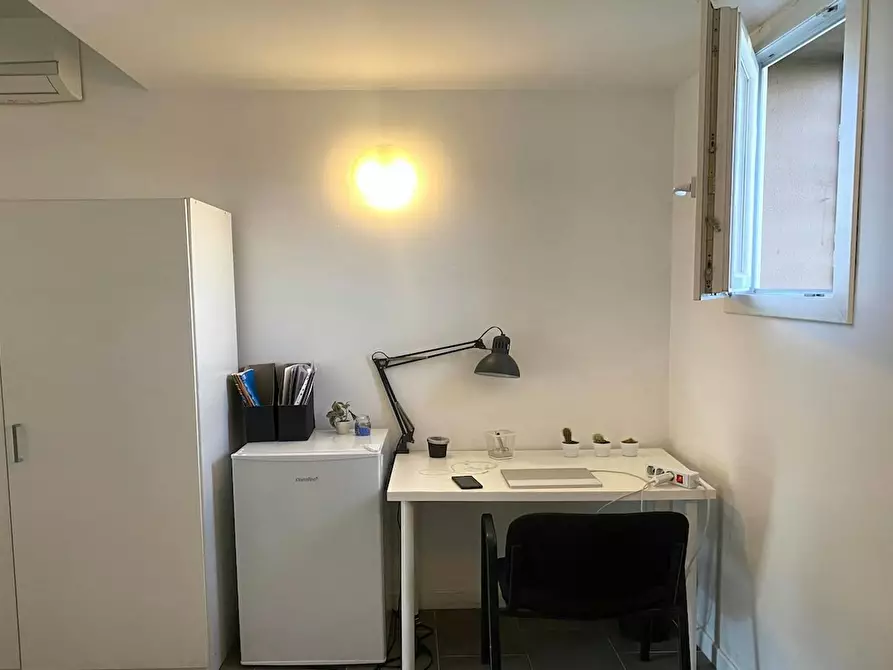 Immagine 4 di Camera in affitto  in Via di Carcaricola a Roma