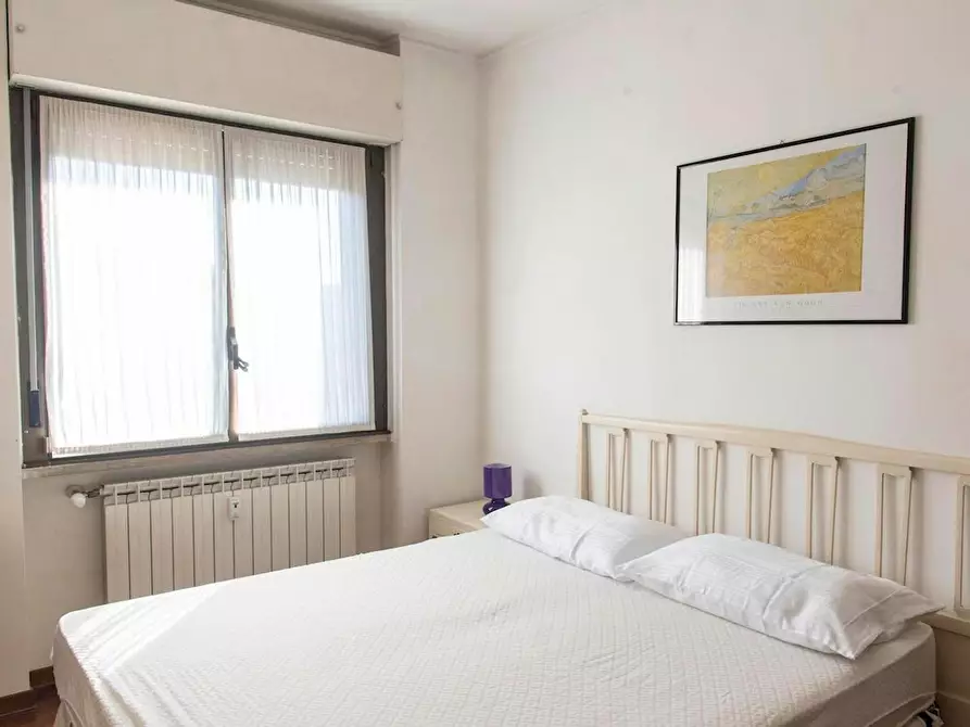 Immagine 2 di Camera in affitto  in Viale Cesare Pavese a Roma