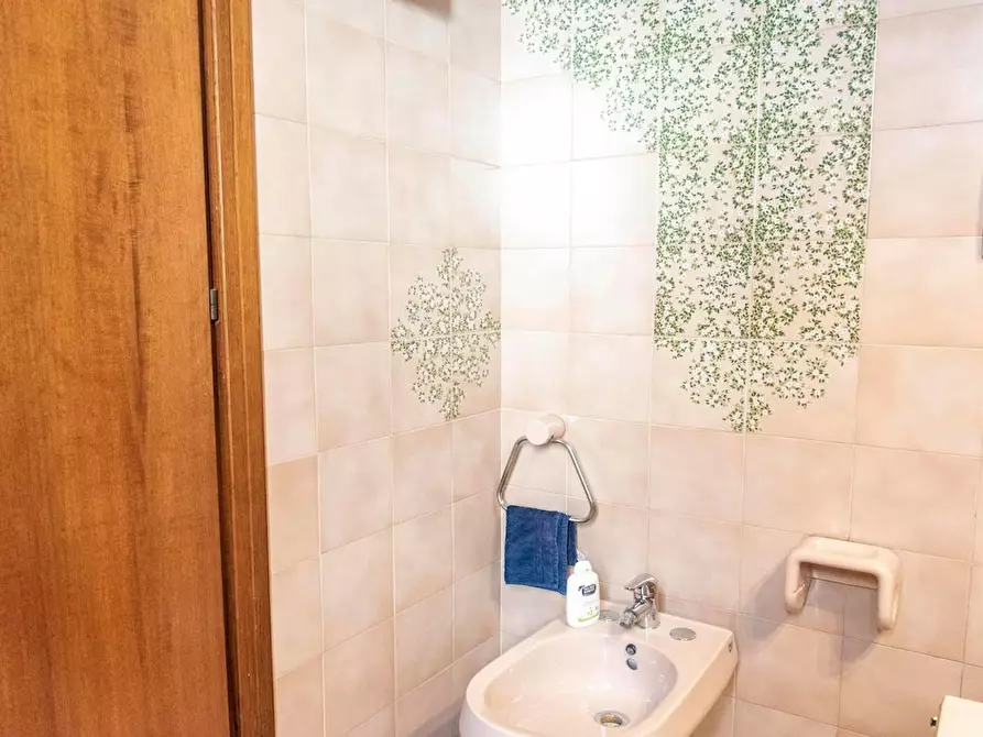 Immagine 7 di Camera in affitto  in Viale Cesare Pavese a Roma