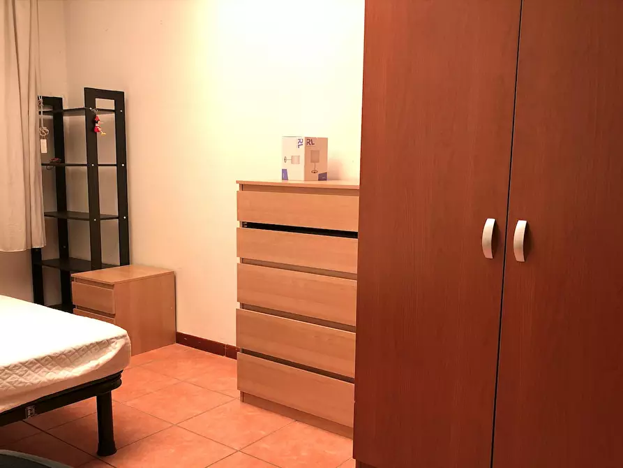 Immagine 2 di Camera in affitto  in Via Alessandro Brisse a Roma