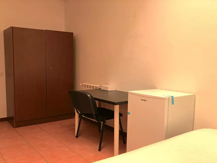 Immagine 4 di Camera in affitto  in Via Alessandro Brisse a Roma