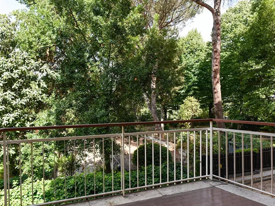 Immagine 5 di Camera in affitto  in Via Dodecaneso a Roma