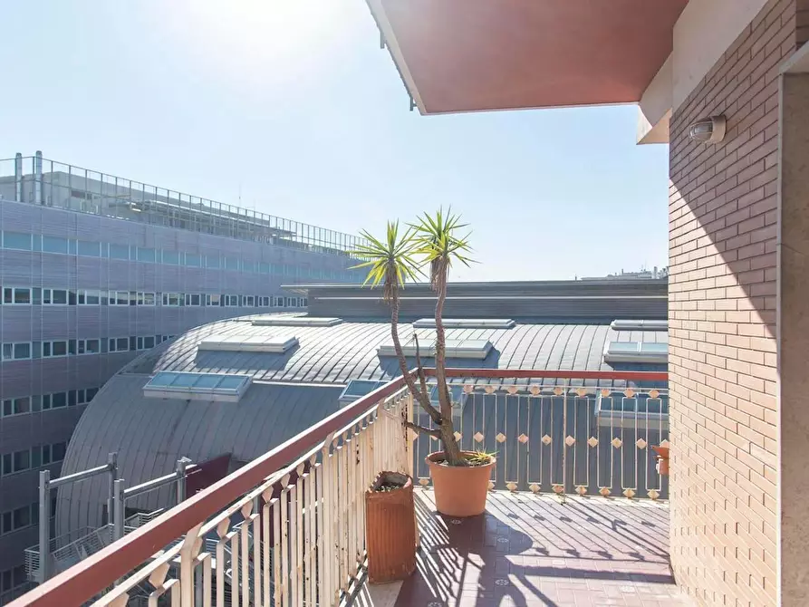 Immagine 8 di Camera in affitto  in Via Antonino Pio a Roma