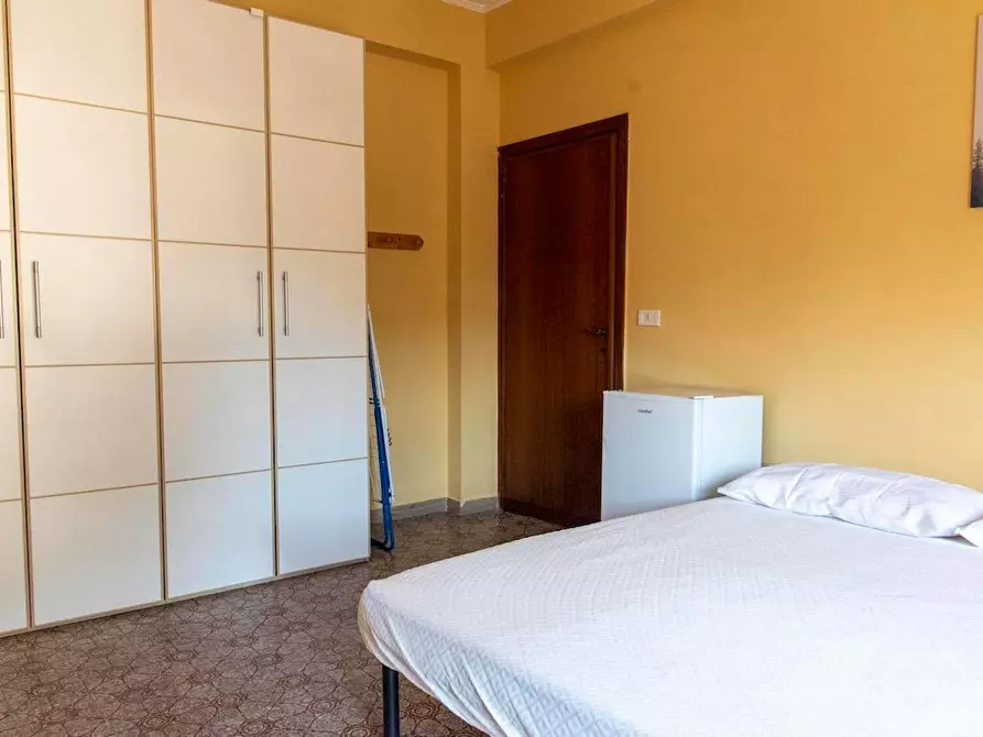 Immagine 3 di Camera in affitto  in Via Antonino Pio a Roma