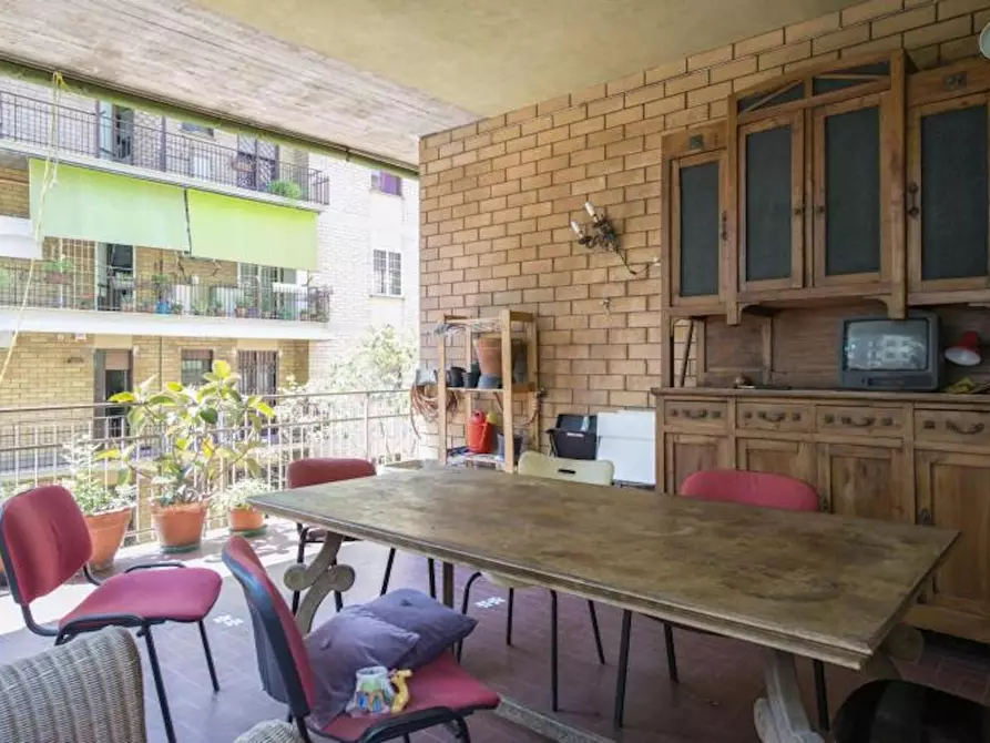 Immagine 10 di Camera in affitto  in Via Francesco Orestano a Roma