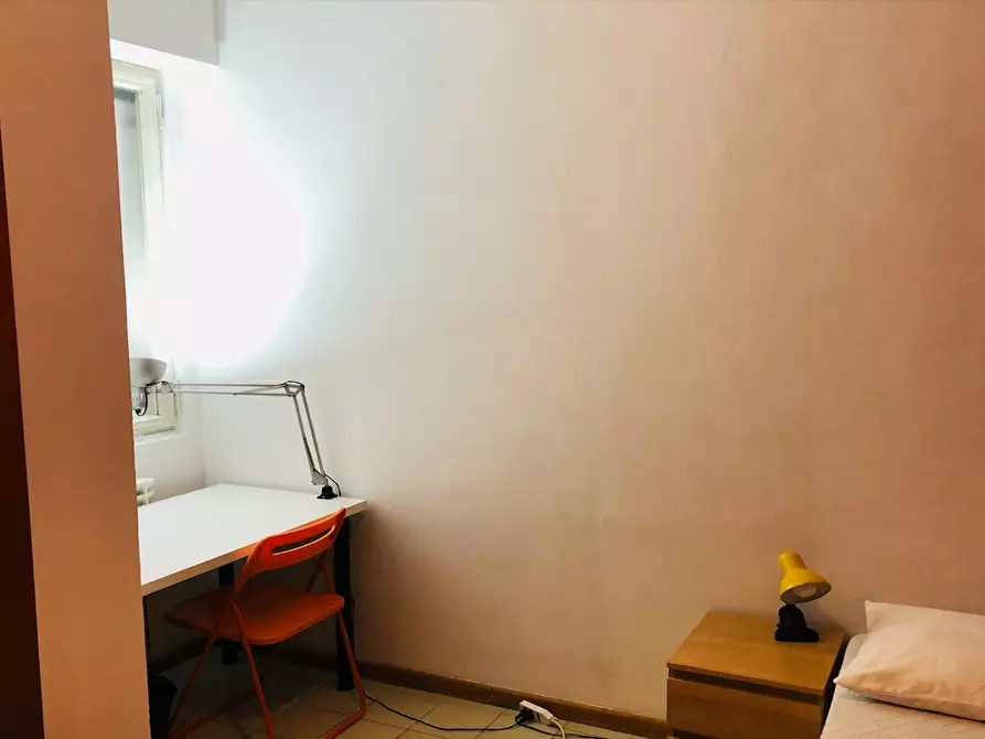 Immagine 2 di Camera in affitto  in Via Francesco Orestano a Roma