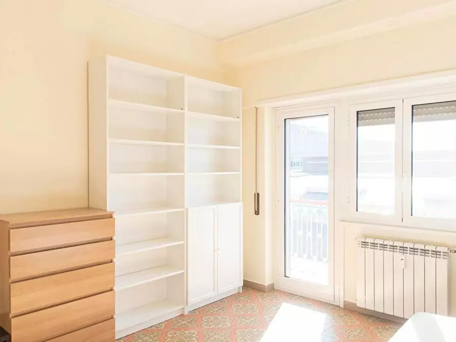 Immagine 3 di Camera in affitto  in Via Antonino Pio a Roma