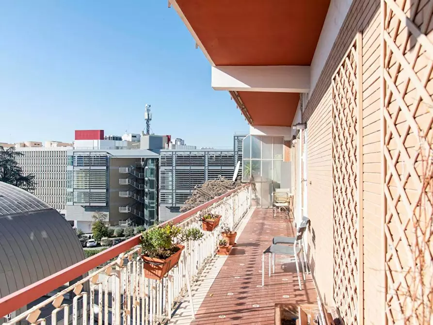 Immagine 6 di Camera in affitto  in Via Antonino Pio a Roma