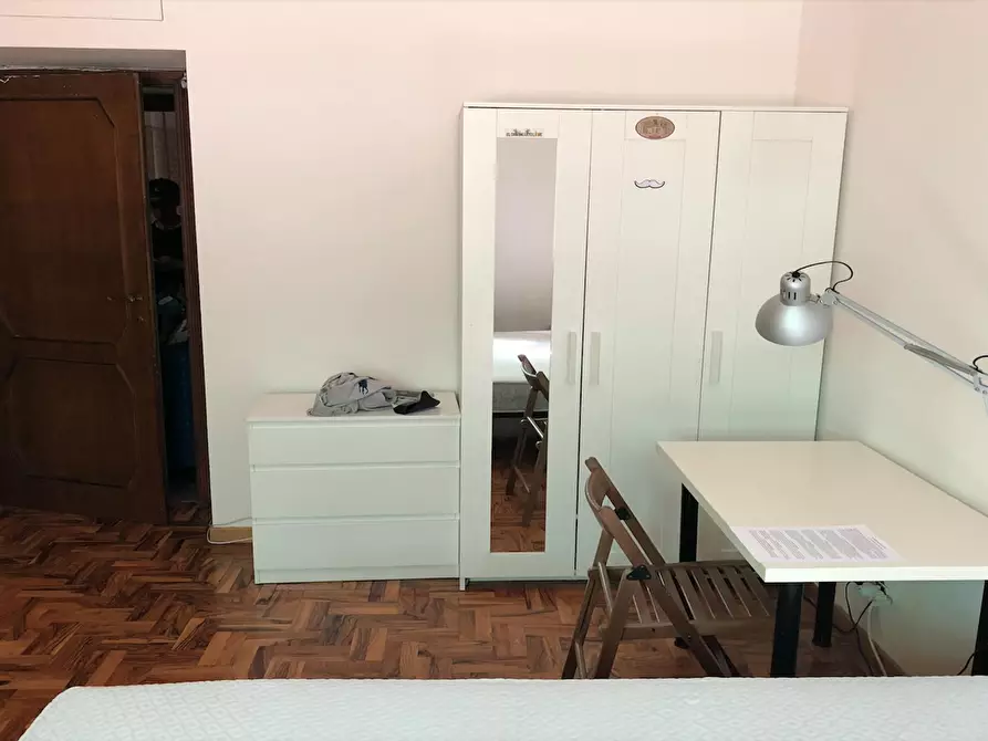 Immagine 3 di Camera in affitto  in Via Francesco Orestano a Roma