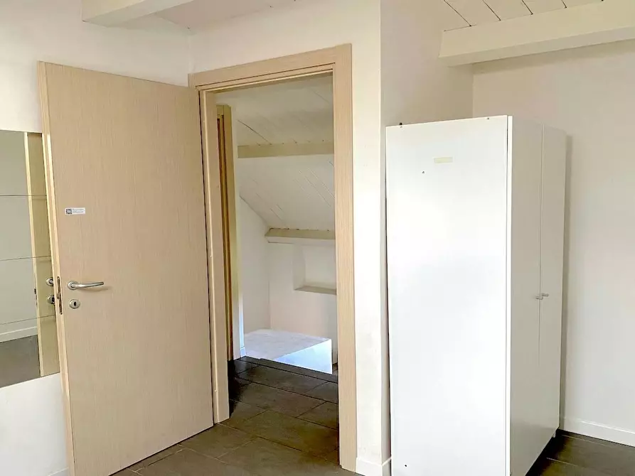 Immagine 4 di Camera in affitto  in Via di Carcaricola a Roma