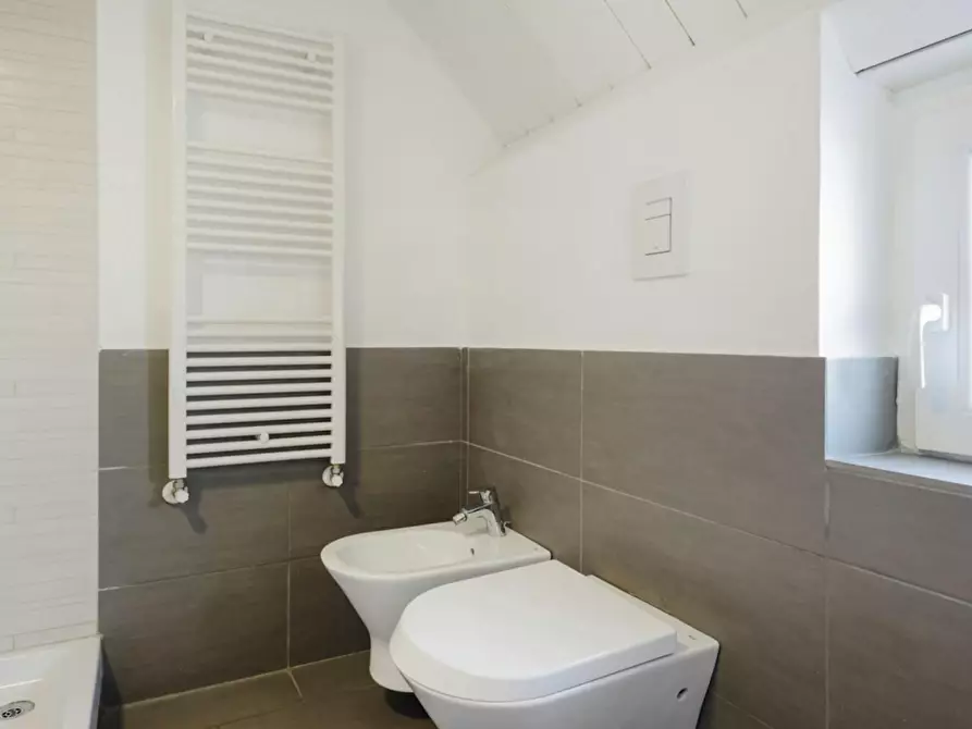 Immagine 10 di Camera in affitto  in Via di Carcaricola a Roma