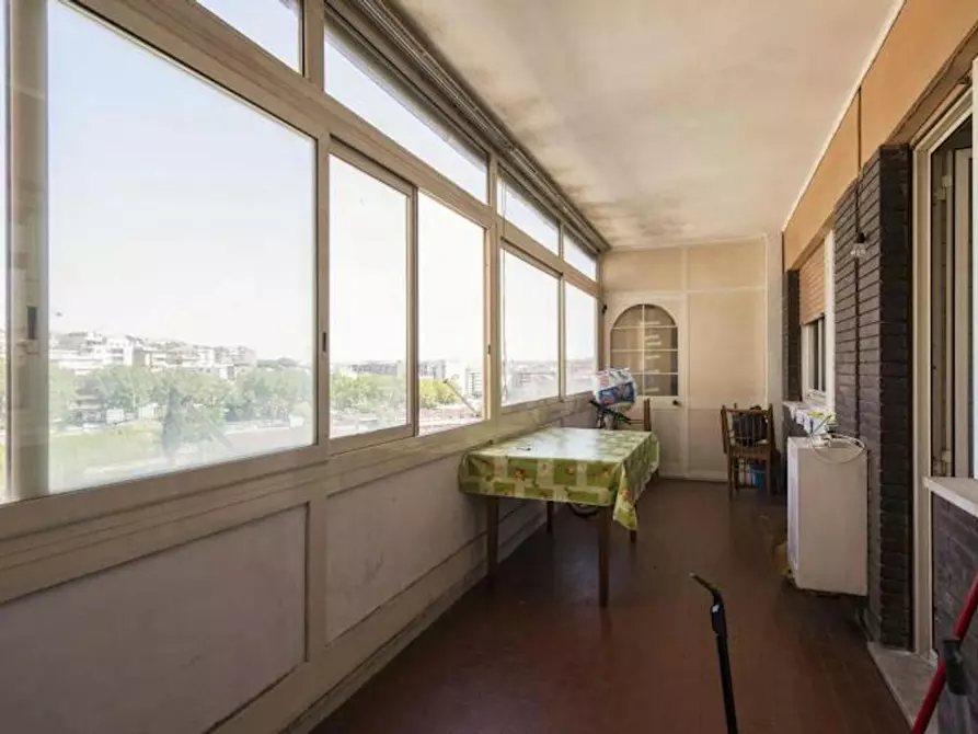 Immagine 10 di Camera in affitto  in Via Gregorio Ricci Curbastro a Roma