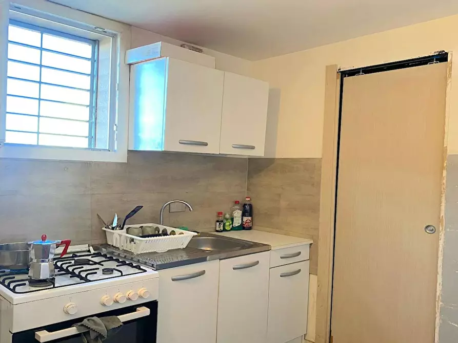 Immagine 8 di Camera in affitto  in Via di Carcaricola a Roma