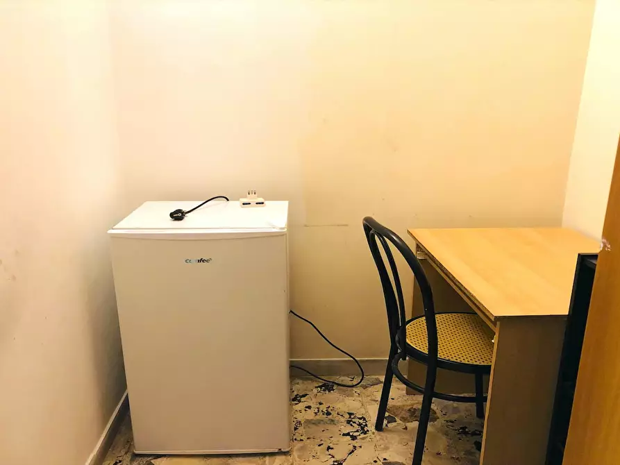 Immagine 4 di Camera in affitto  in Viale Egeo a Roma