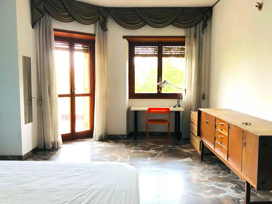 Immagine 3 di Camera in affitto  in Viale Leonardo da Vinci a Roma