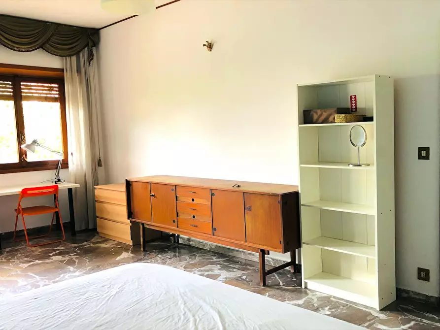 Immagine 4 di Camera in affitto  in Viale Leonardo da Vinci a Roma