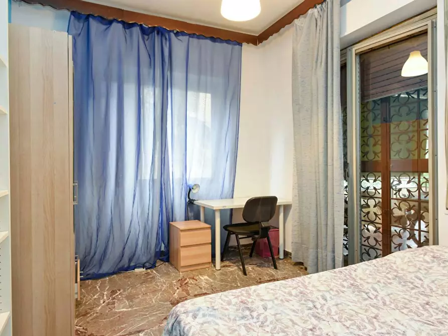 Immagine 2 di Camera in affitto  in Via Francesco Orestano a Roma