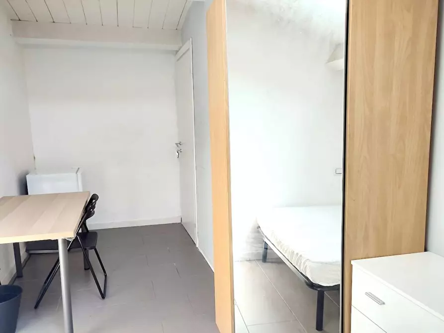 Immagine 5 di Camera in affitto  in Via di Carcaricola a Roma