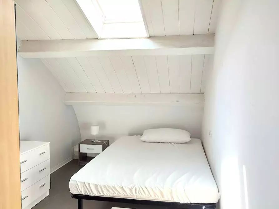 Immagine 2 di Camera in affitto  in Via di Carcaricola a Roma