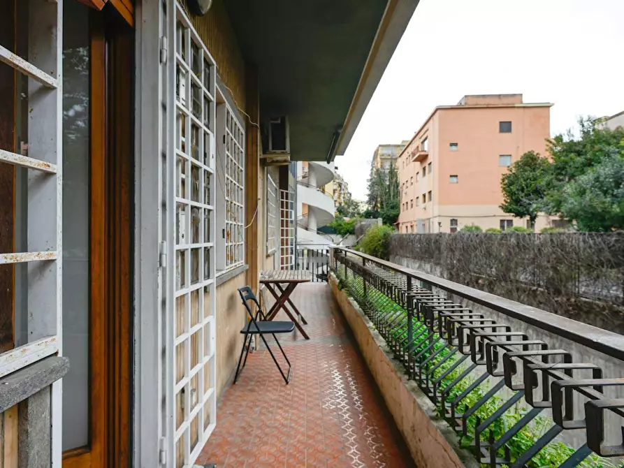 Immagine 9 di Camera in affitto  in Via Edoardo Jenner a Roma