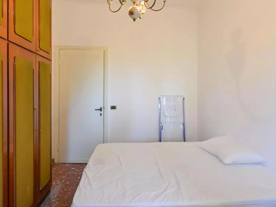 Immagine 2 di Camera in affitto  in Via Dodecaneso a Roma