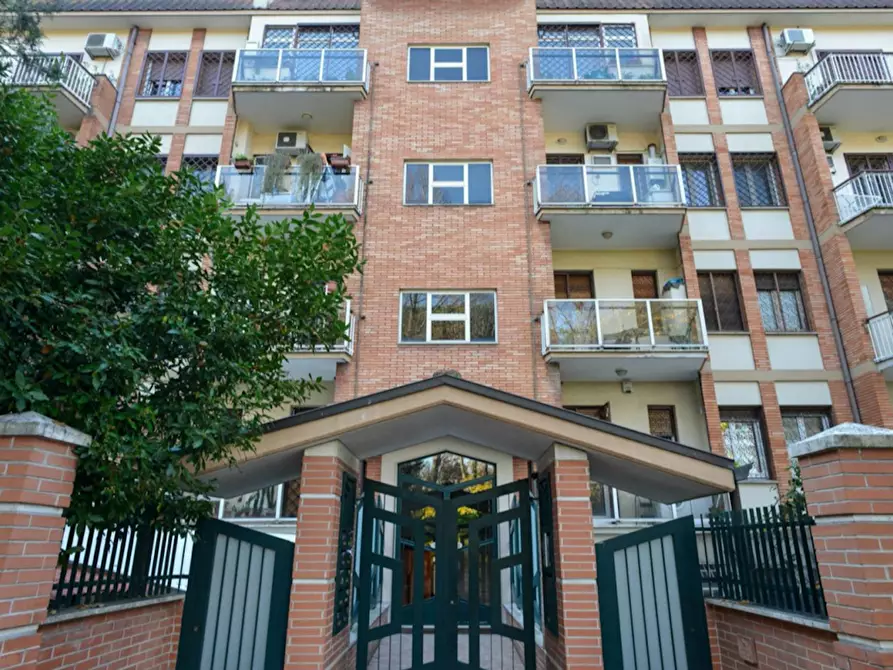 Immagine 9 di Camera in affitto  in Via Dodecaneso a Roma