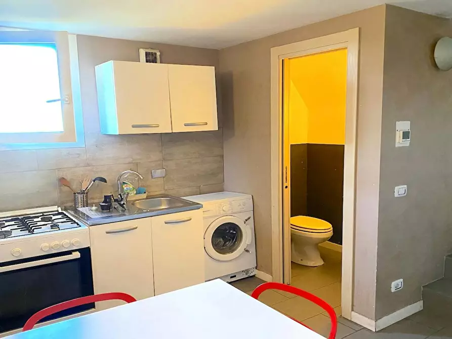 Immagine 8 di Camera in affitto  in Via di Carcaricola a Roma