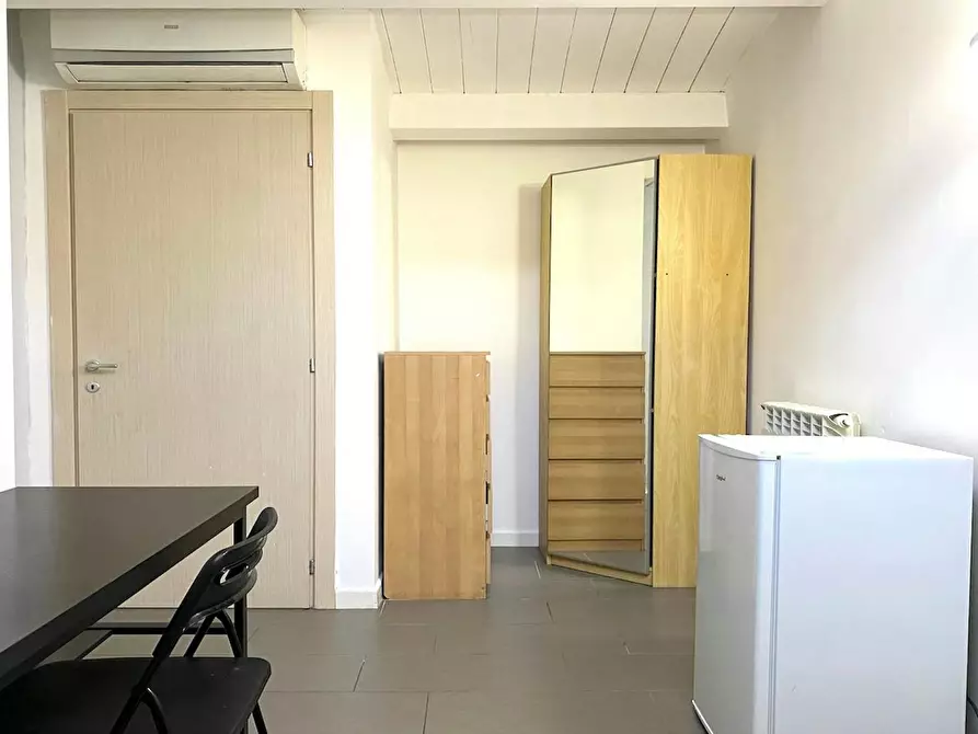 Immagine 3 di Camera in affitto  in Via di Carcaricola a Roma