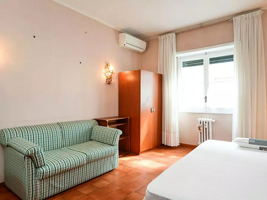 Immagine 2 di Camera in affitto  in Lungotevere Dante a Roma