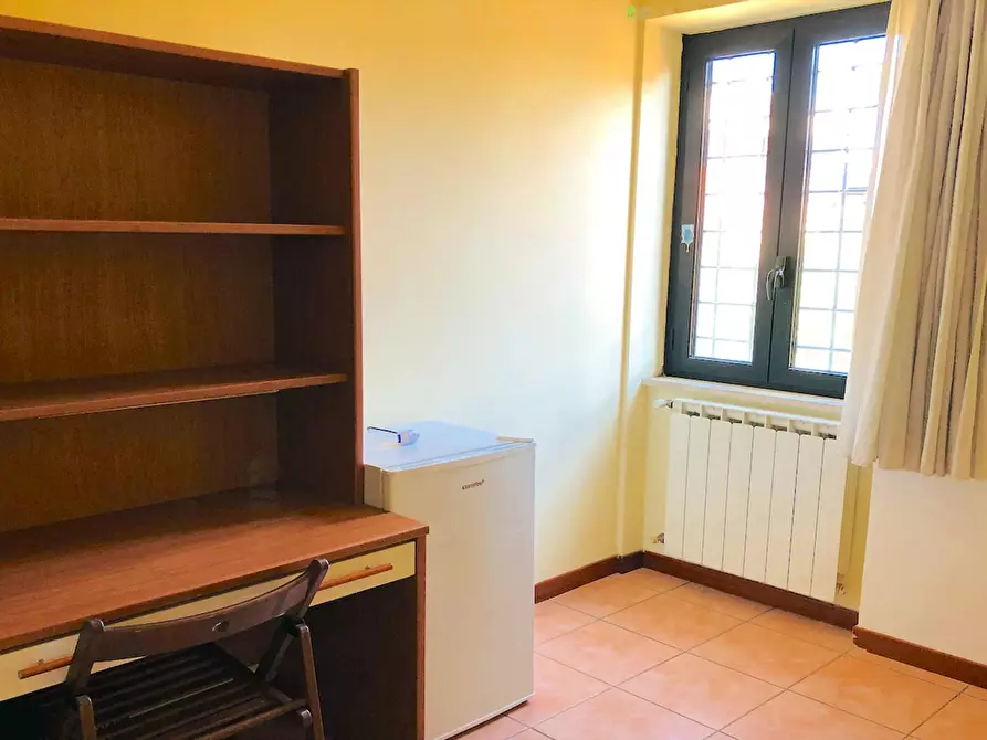 Immagine 2 di Camera in affitto  in Via Alessandro Brisse a Roma
