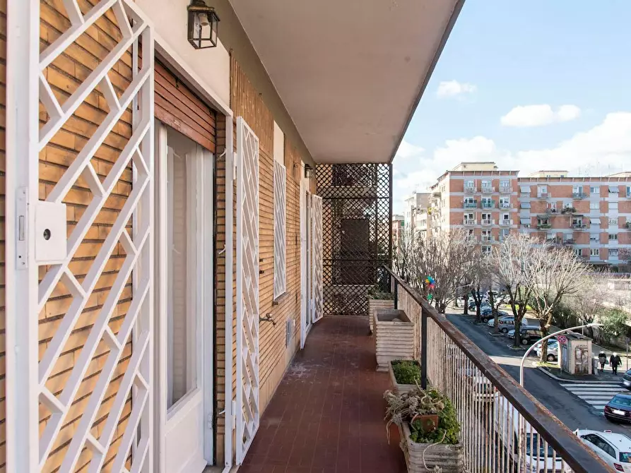 Immagine 5 di Camera in affitto  in Viale di Vigna Pia a Roma