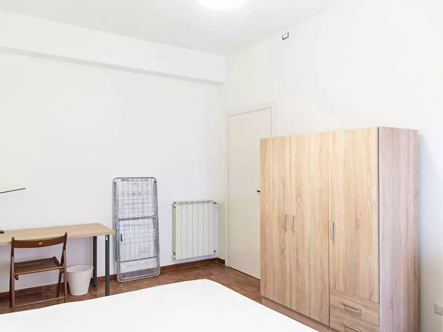 Immagine 3 di Camera in affitto  in Viale di Vigna Pia a Roma