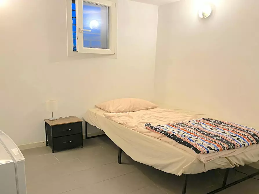 Immagine 1 di Camera in affitto  in Via di Carcaricola a Roma