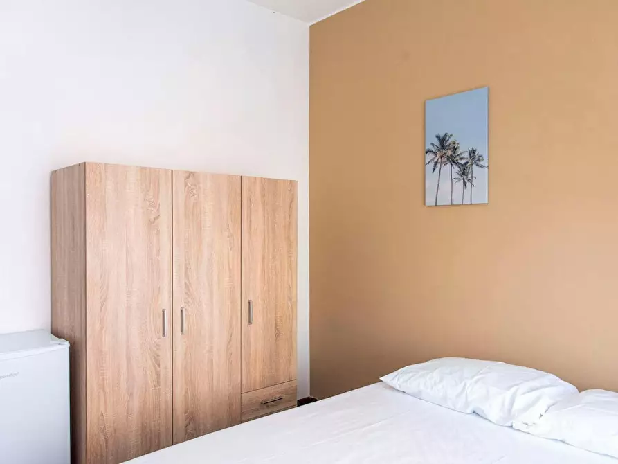 Immagine 2 di Camera in affitto  in Viale di Vigna Pia a Roma