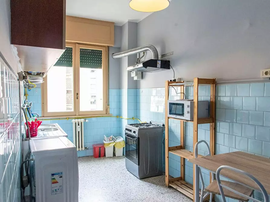 Immagine 10 di Camera in affitto  in Via Francesco Grimaldi a Roma