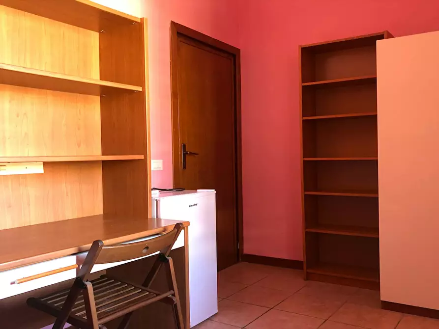 Immagine 3 di Camera in affitto  in Via Alessandro Brisse a Roma