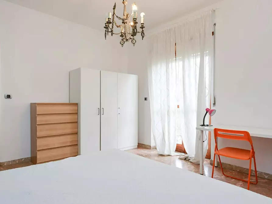 Immagine 4 di Camera in affitto  in Viale Leonardo da Vinci a Roma