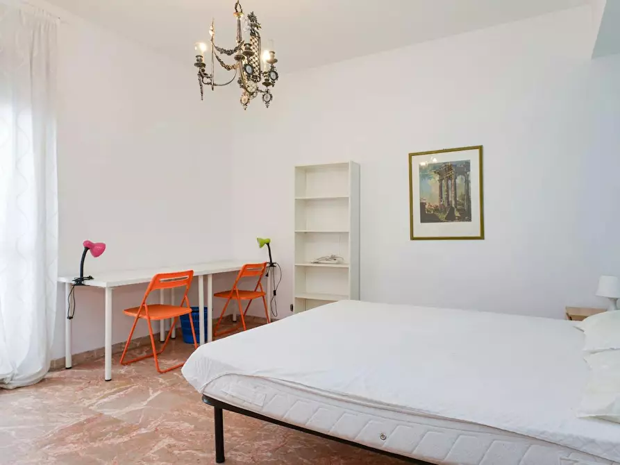 Immagine 1 di Camera in affitto  in Viale Leonardo da Vinci a Roma