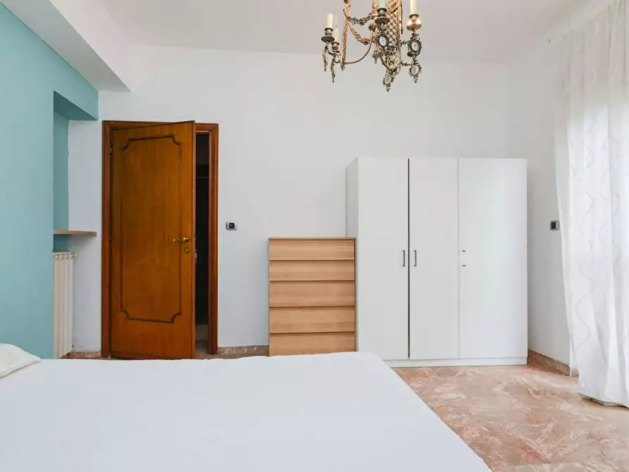 Immagine 3 di Camera in affitto  in Viale Leonardo da Vinci a Roma