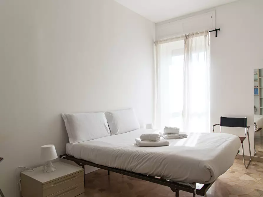 Immagine 8 di Appartamento in affitto  in Via Alfonso Capecelatro a Milano