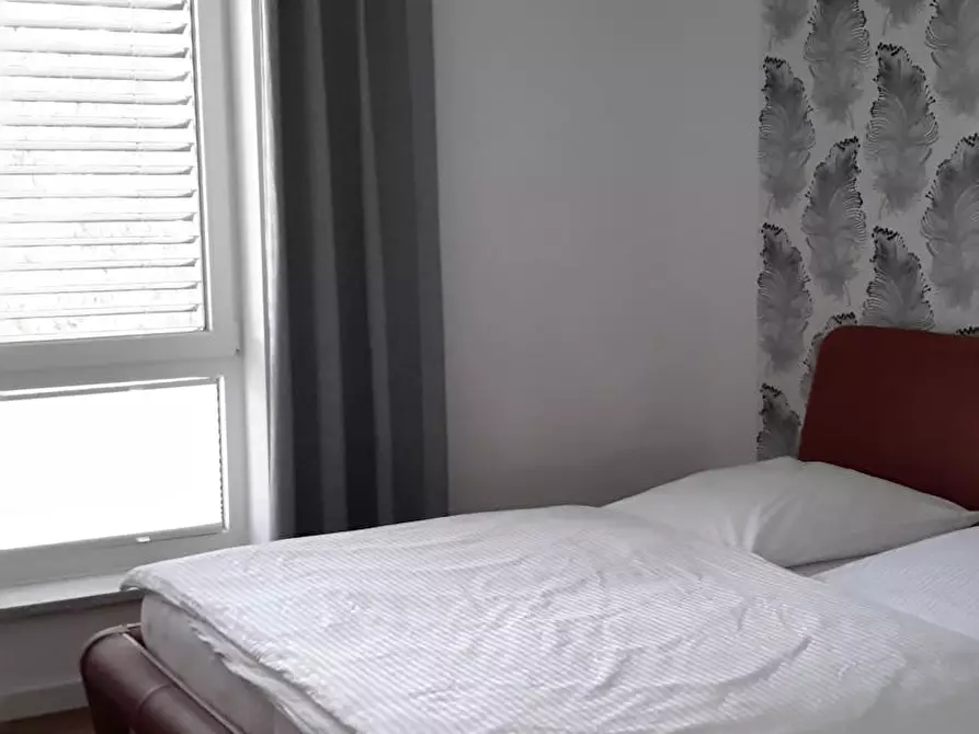Immagine 8 di Appartamento in affitto  in Marie-Elisabeth-von-Humboldt-Straße a Berlin