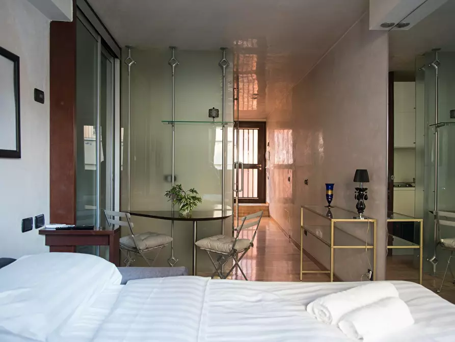 Immagine 4 di Appartamento in affitto  in Via Disciplini a Milano