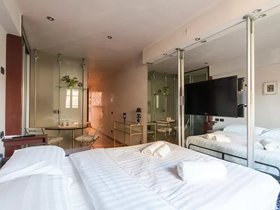 Immagine 9 di Appartamento in affitto  in Via Disciplini a Milano