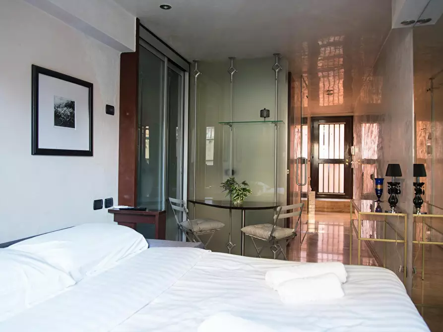 Immagine 5 di Appartamento in affitto  in Via Disciplini a Milano