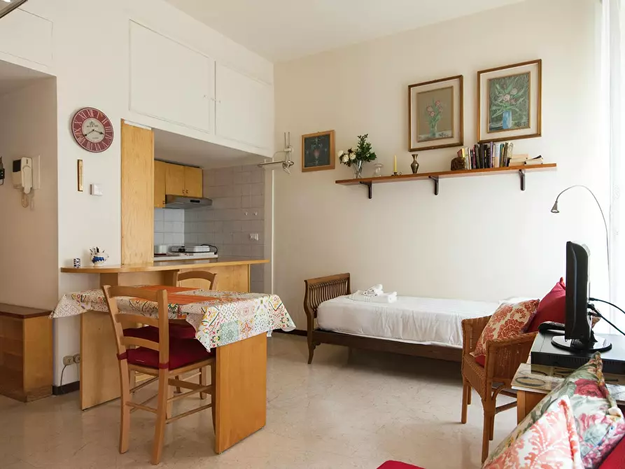 Immagine 2 di Appartamento in affitto  in Via Lecco a Milano